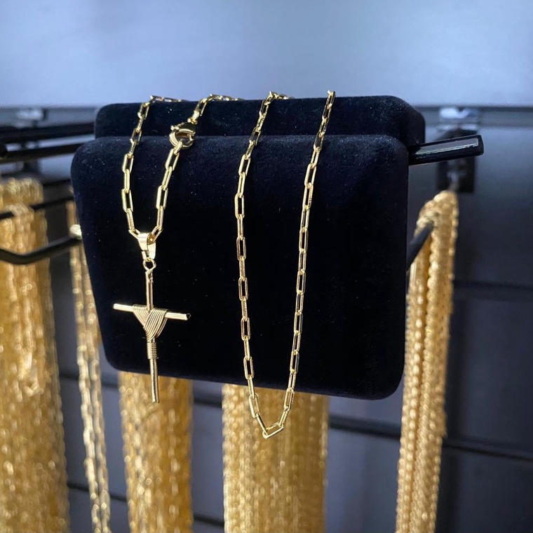 Colar de moeda antiga cadeado 2mm/ 70 cm com banho de ouro